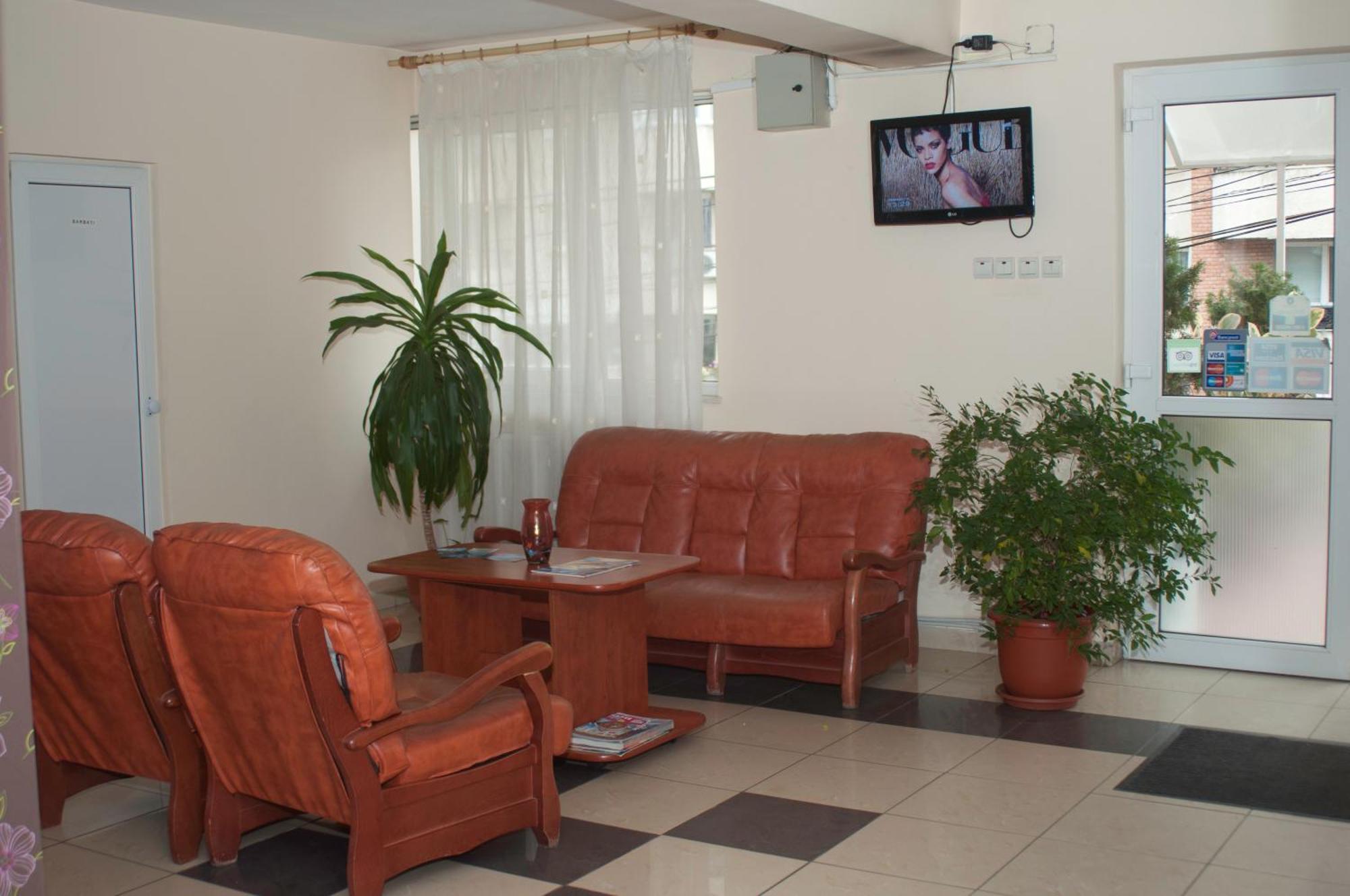 Hotel Delaf Cluj-Napoca Buitenkant foto