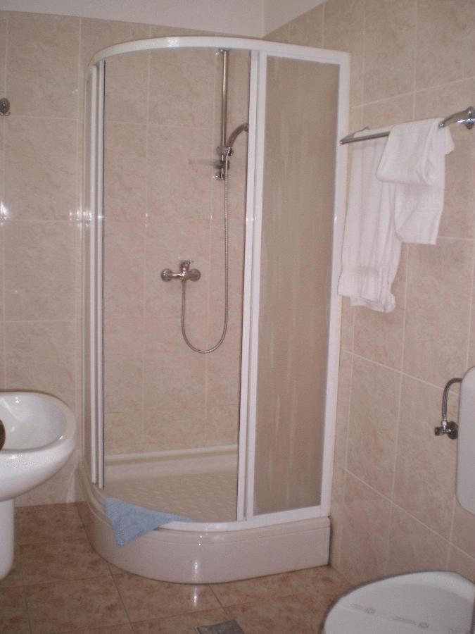 Hotel Delaf Cluj-Napoca Kamer foto